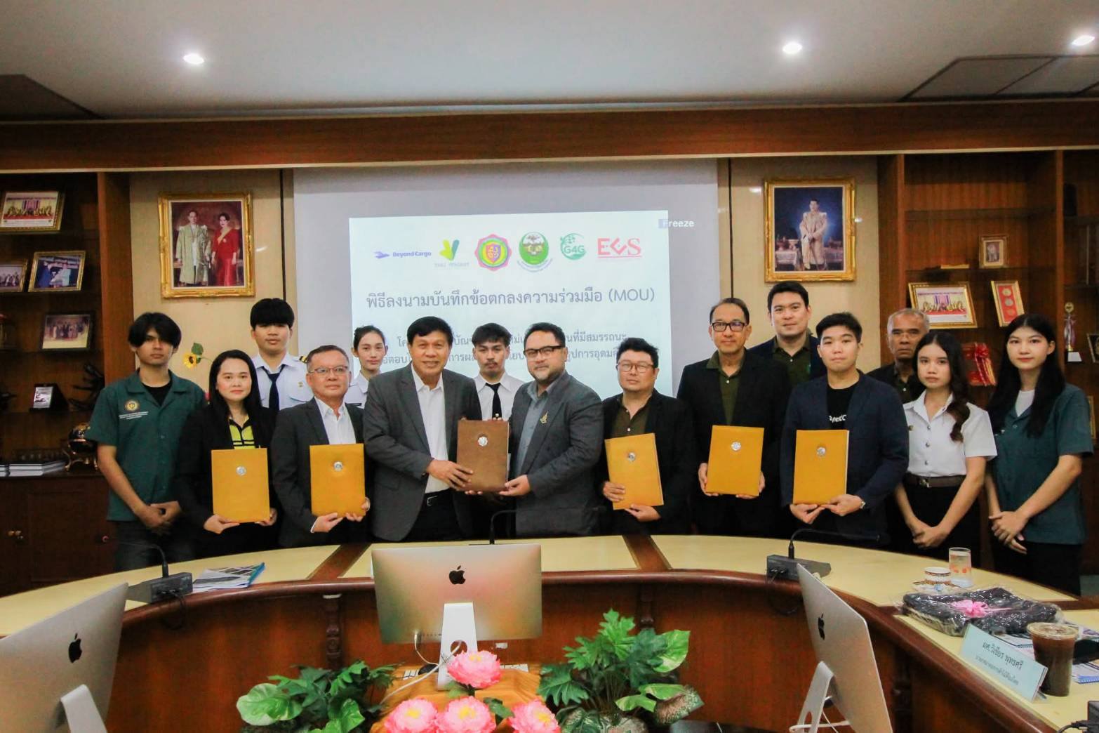 550886297_122204086532282269_1996615375239024931_n